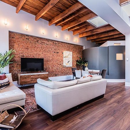 Family Friendly 3-Bedroom Beauty In Le Plateau By Denstays มอนทรีอัล ภายนอก รูปภาพ