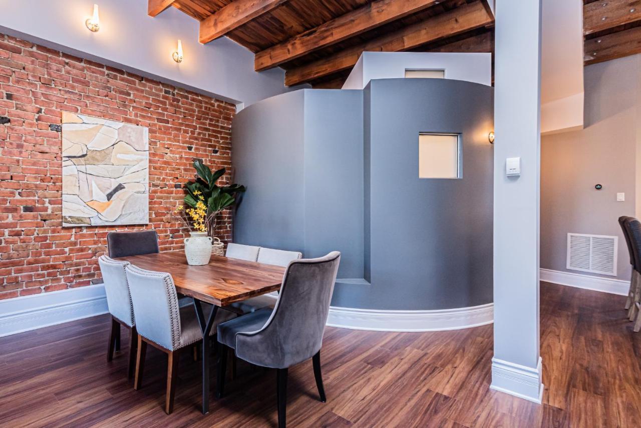 Family Friendly 3-Bedroom Beauty In Le Plateau By Denstays มอนทรีอัล ภายนอก รูปภาพ