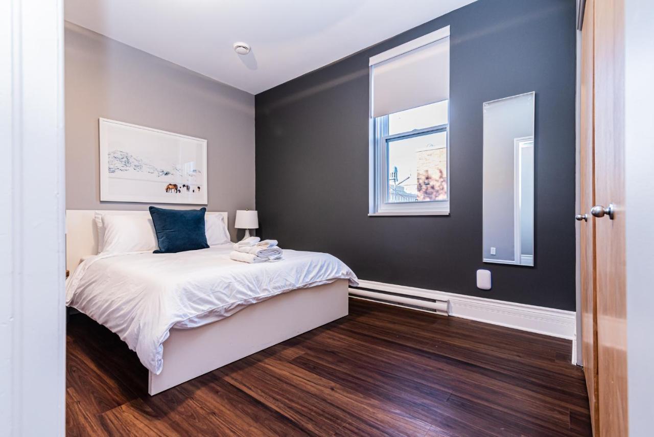 Family Friendly 3-Bedroom Beauty In Le Plateau By Denstays มอนทรีอัล ภายนอก รูปภาพ