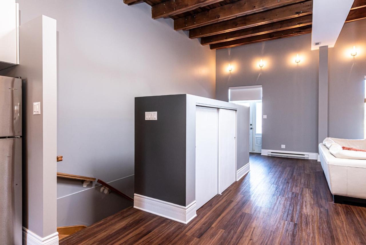 Family Friendly 3-Bedroom Beauty In Le Plateau By Denstays มอนทรีอัล ภายนอก รูปภาพ