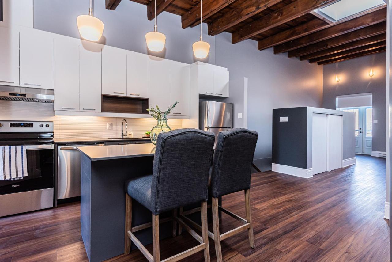 Family Friendly 3-Bedroom Beauty In Le Plateau By Denstays มอนทรีอัล ภายนอก รูปภาพ